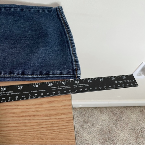 American Eagle lightly distressed Bootcut jeans - Picture 6 of 16